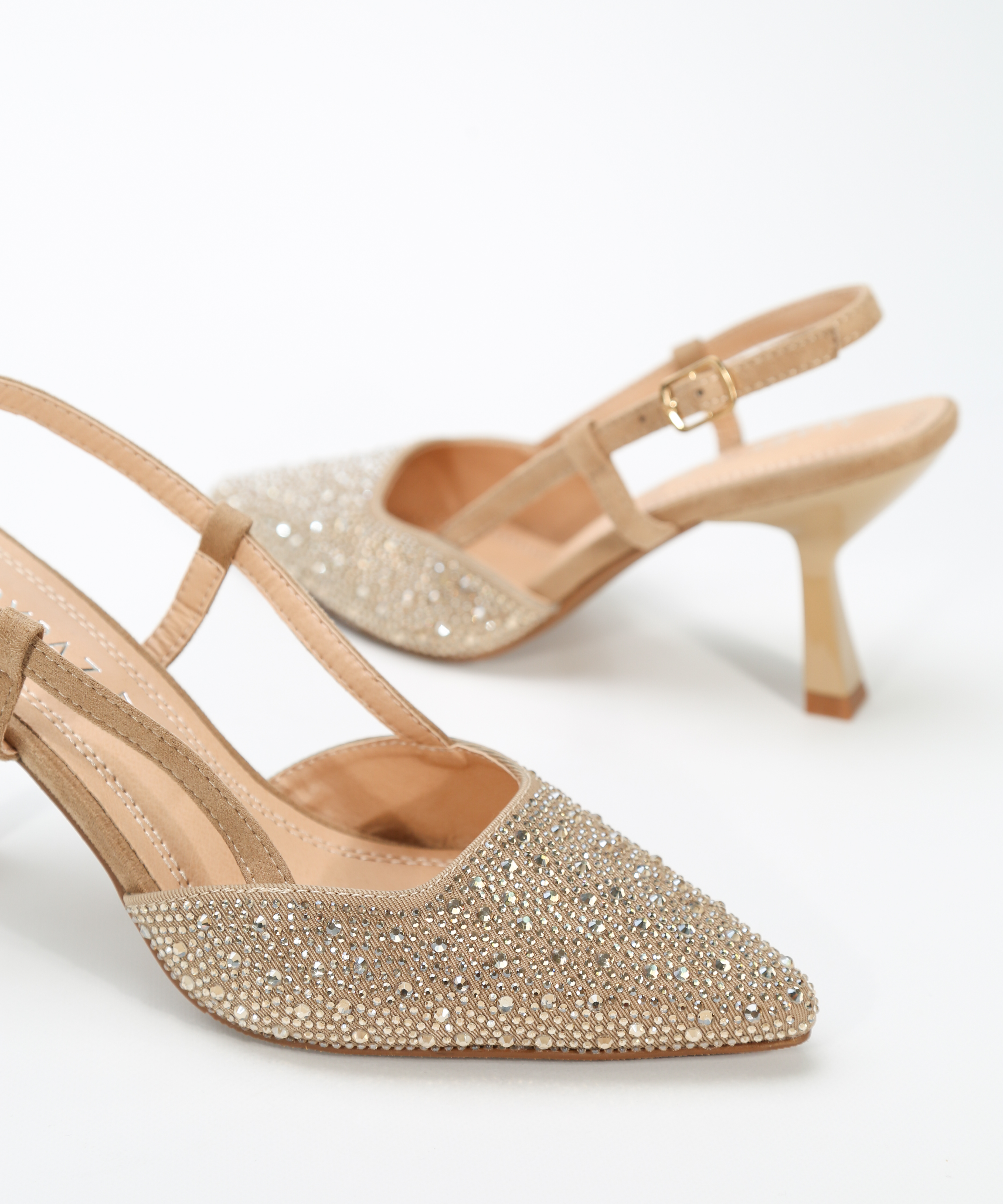 Sapatos de salto abertos com strass image number null